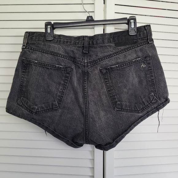 Rag & Bone Marilyn High Rise Button Fly Mini Denim Shorts in Black Hawk, Size 30 - Picture 8 of 10